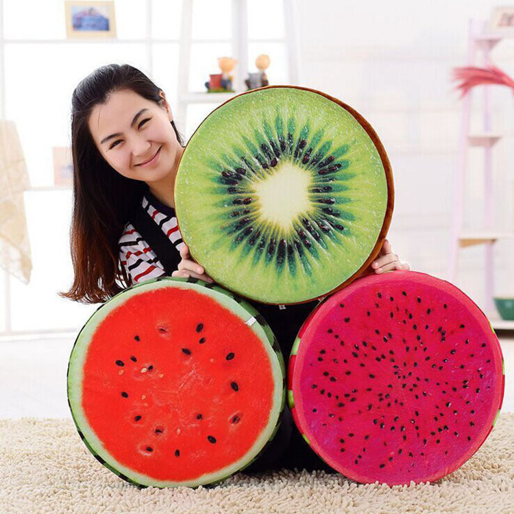 Preciosa almohada con forma de fruta