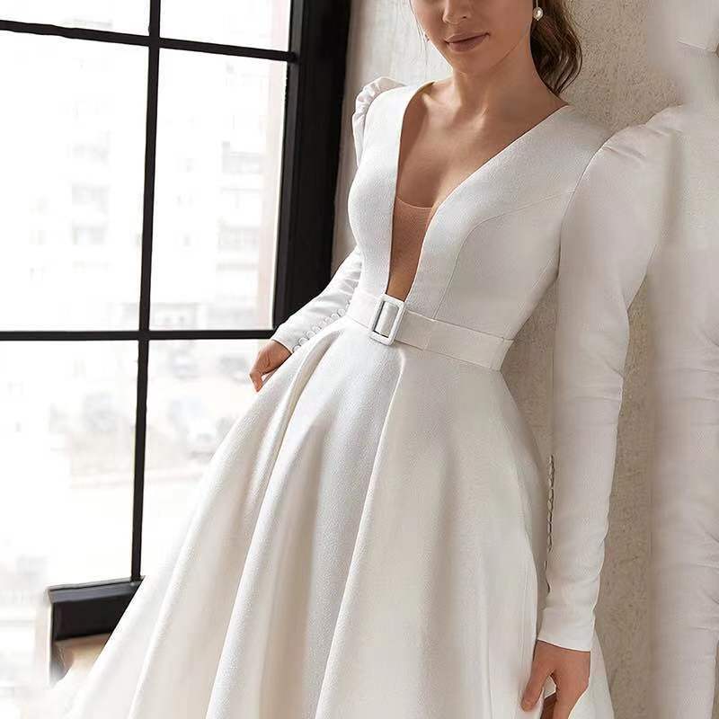 Vestido blanco estilo damas superficie satinada era fina y alta temperamento francés vestido falda larga