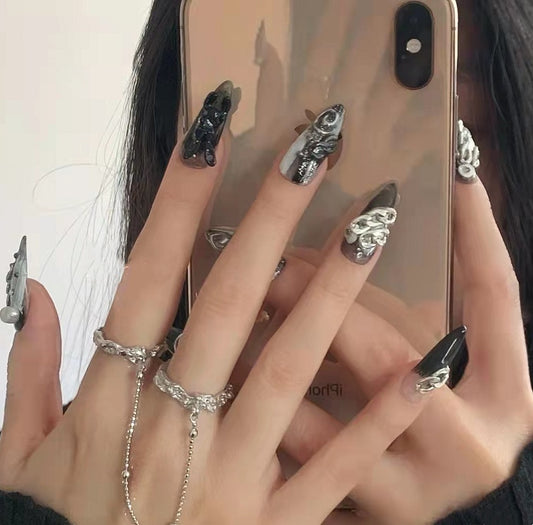 Parche para uñas postizas con forma de calavera de conejo oscuro