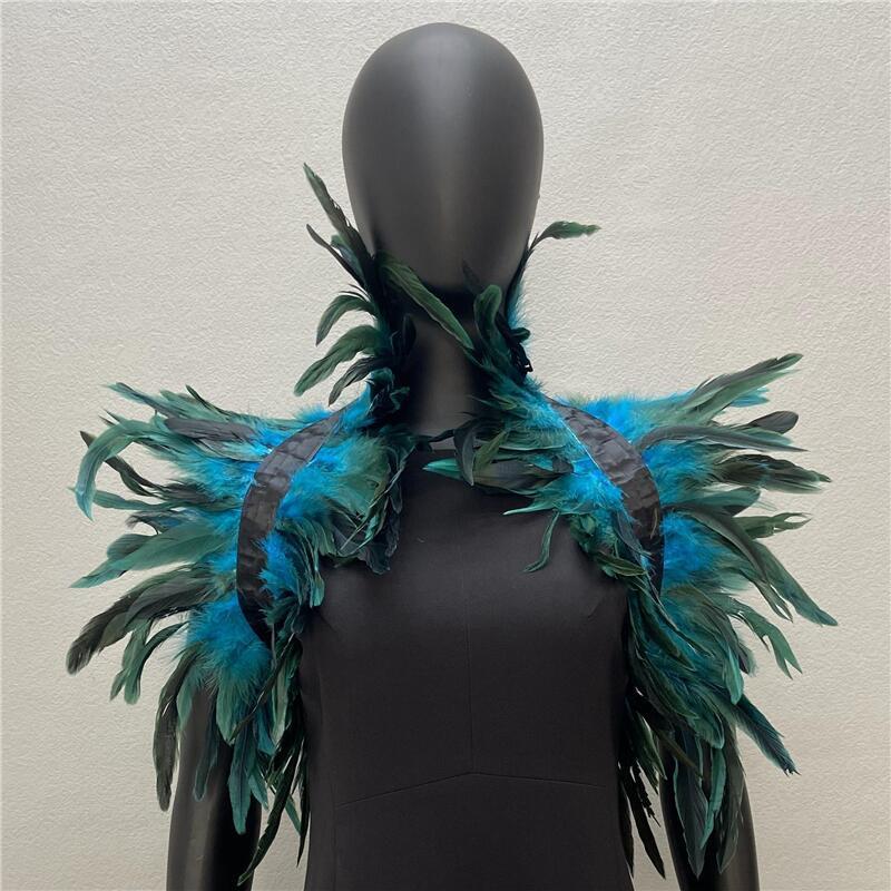 Capa de plumas para espectáculos de baile