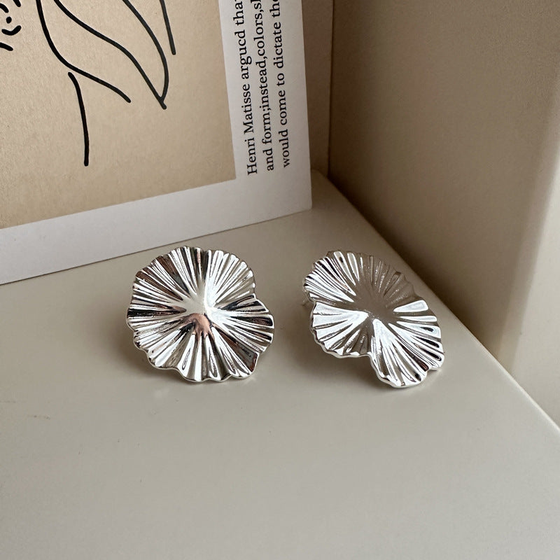 S925 Sterling Silver Korean Style Heavy-duty Texture Large Flower Earrings