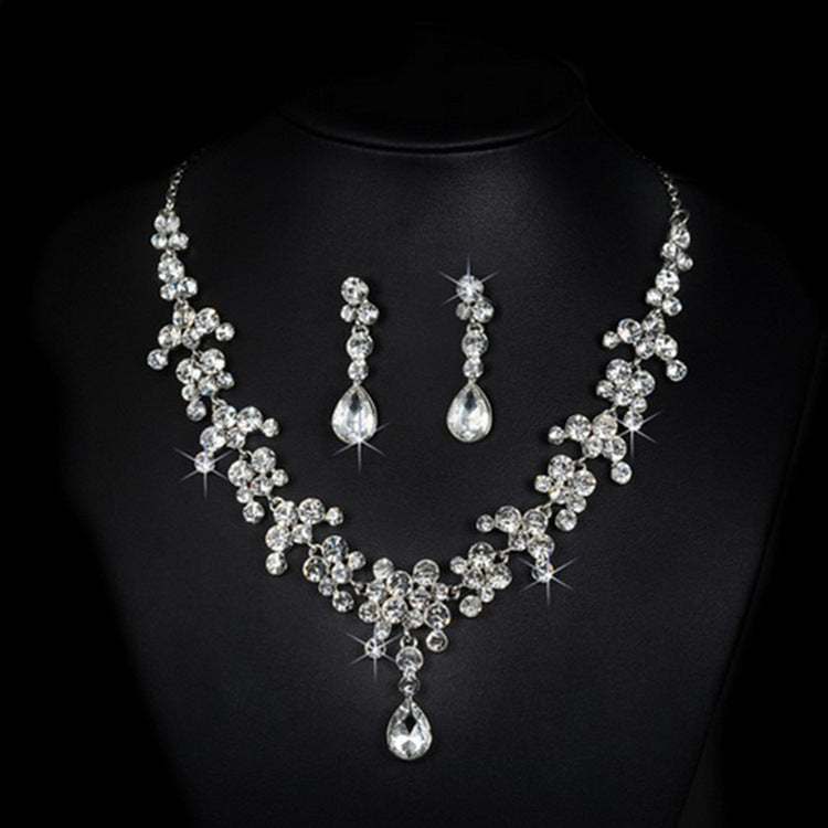 Conjunto de collar y pendientes de diamantes para novia y mujer, accesorios de suministro de dinero caliente con agua, comercio al por mayor