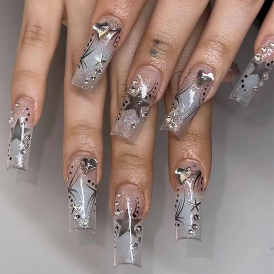 Uñas con parches de diamantes de imitación a la moda para mujer