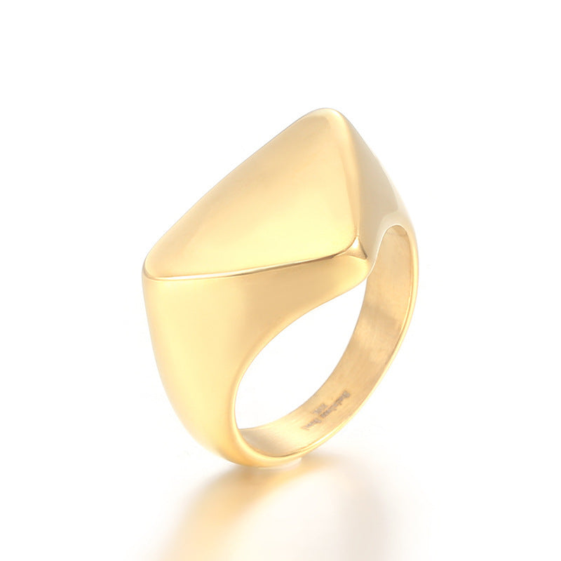 Anillo de acero inoxidable con forma de triángulo para hombre