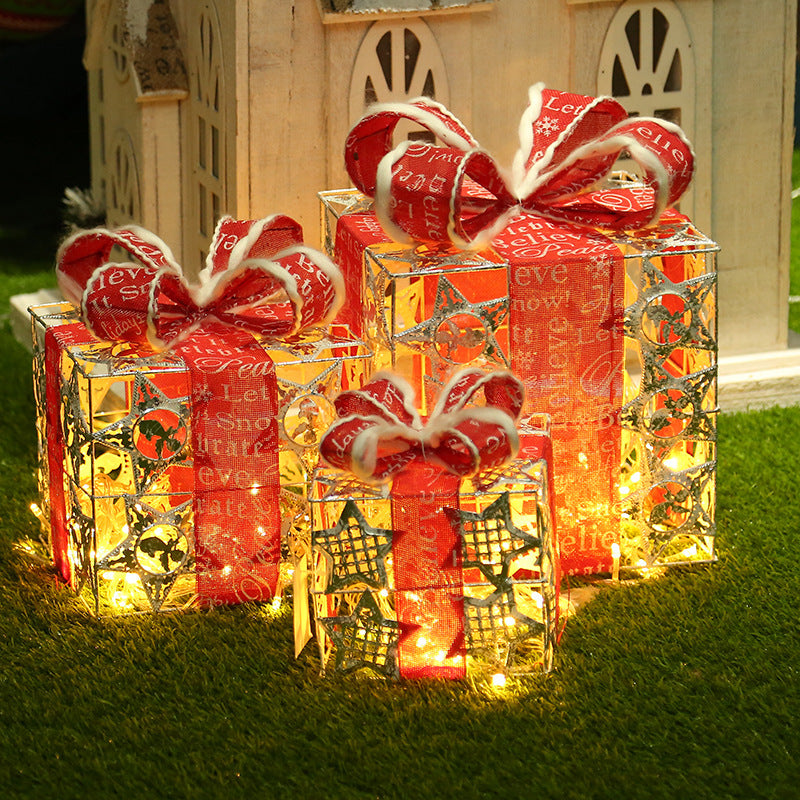 Caja de regalo de Navidad Adornos para árboles de Navidad Caja de regalo de hierro forjado Decoración de gabinete de centro comercial de tres piezas