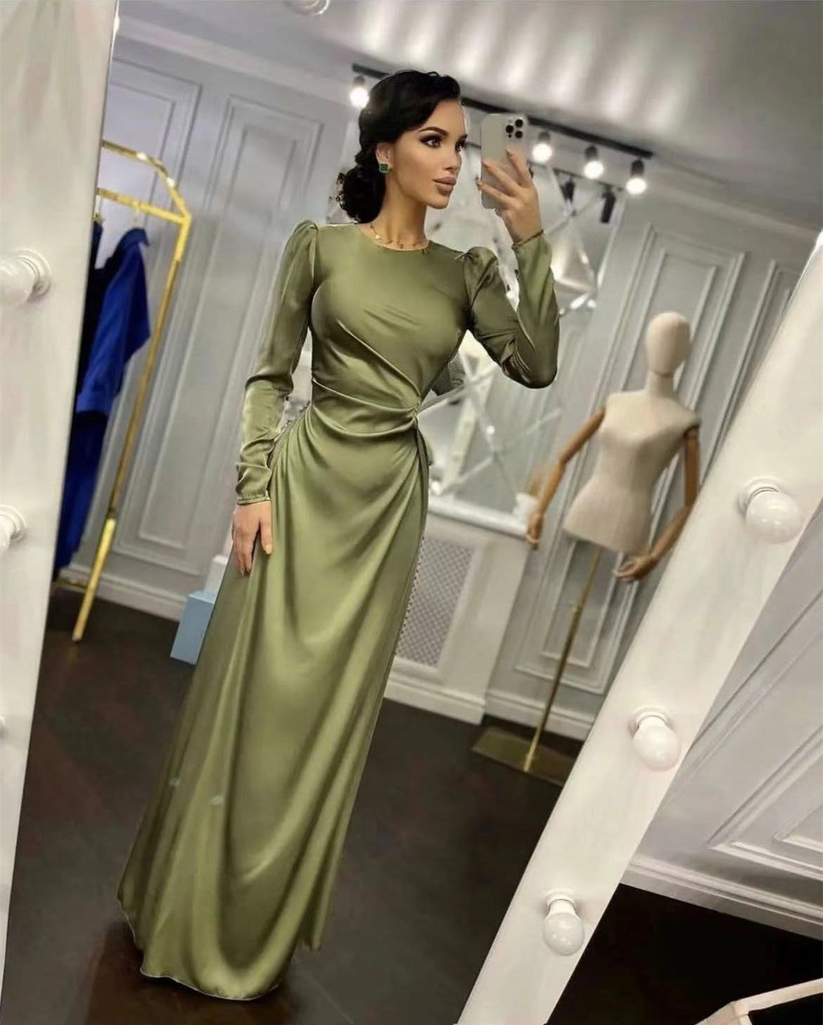 Hermoso vestido irregular ajustado a la cintura