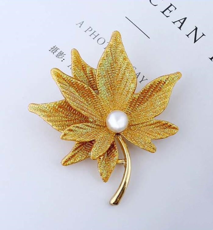 Fashion Double-layer Pearl Clothing Pin For Women