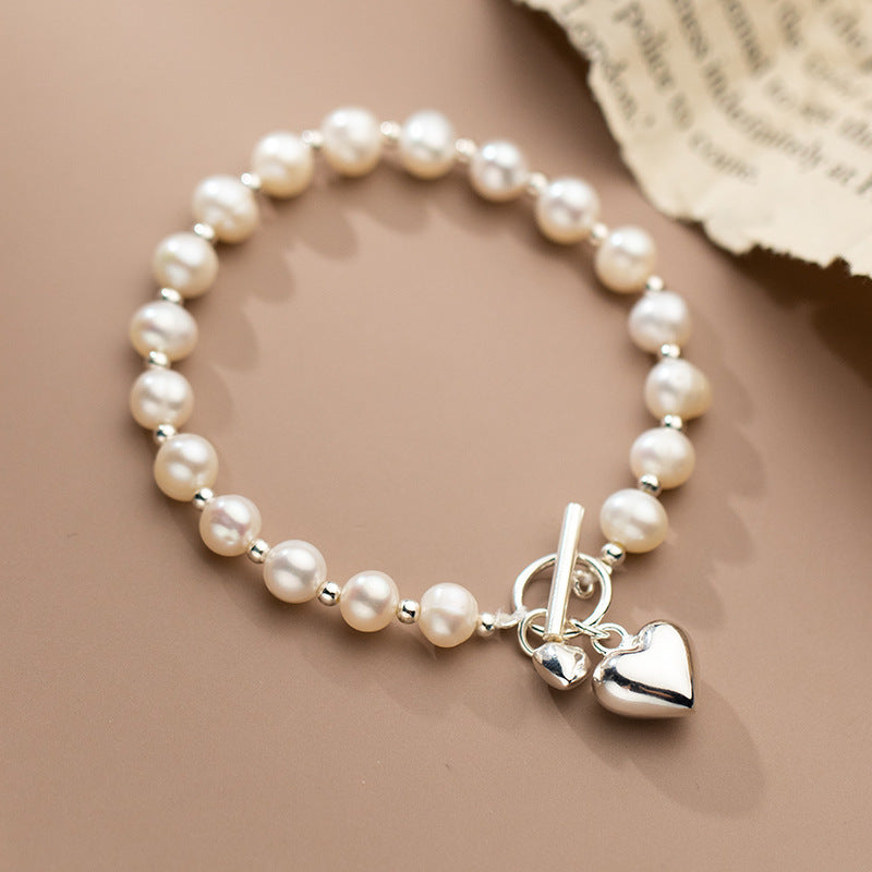 Pulsera de perlas de amor plateadas con forma de corazón