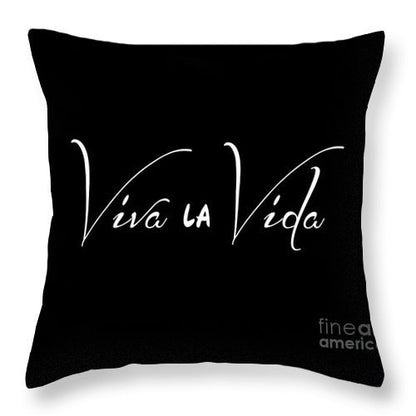 Funda de almohada sencilla de piel de melocotón en blanco y negro