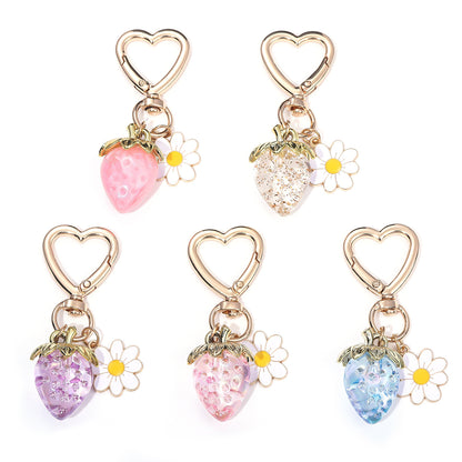 Accesorio llavero colgante con forma de corazón de fresa