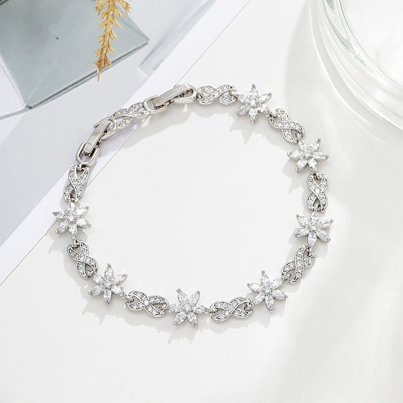 Sweet Delicate Flower Stitching Loop Bracelet Female Ins Style