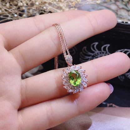 Conjunto de joyas de peridoto bañado en plata S925