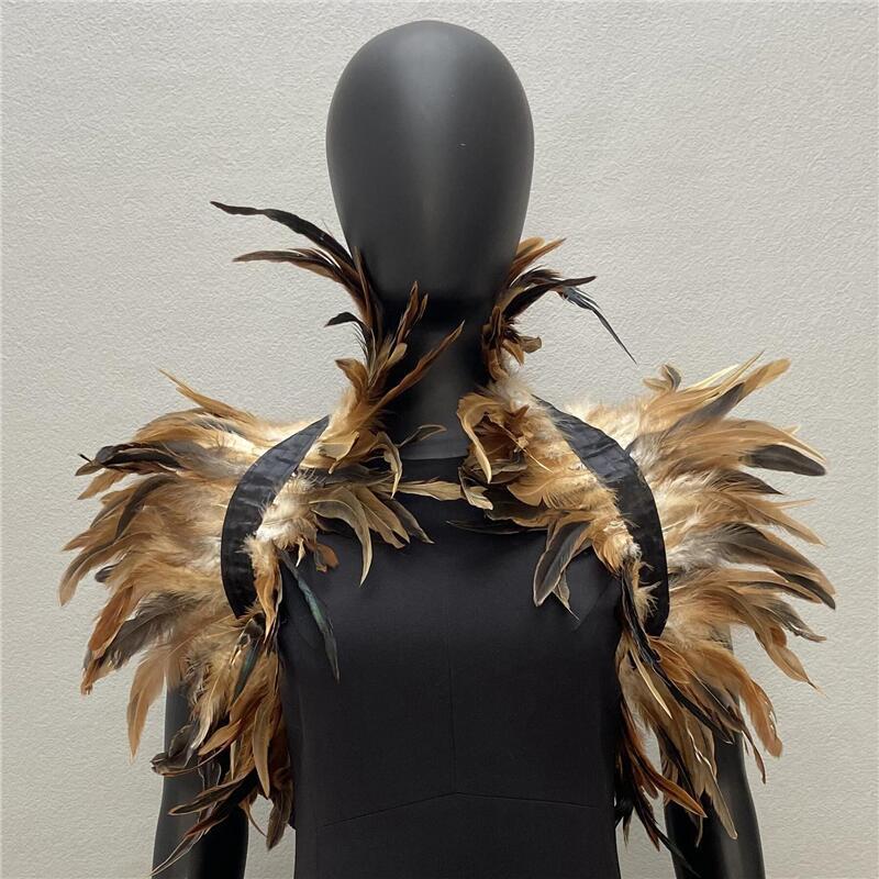 Capa de plumas para espectáculos de baile