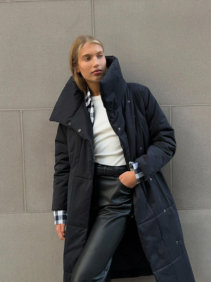 Abrigo largo de solapa grande de moda, chaqueta cálida de algodón de invierno con bolsillos y diseño con cordones, abrigo grueso informal de color sólido para mujer, prendas de vestir exteriores