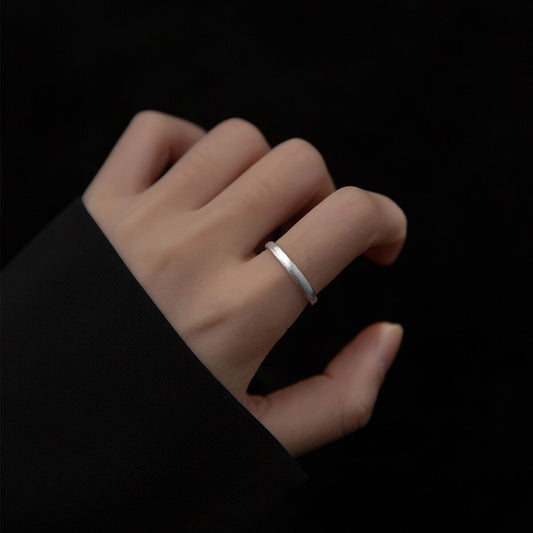 Anillo de pareja coreano simple y creativo con acabado cepillado y esmerilado