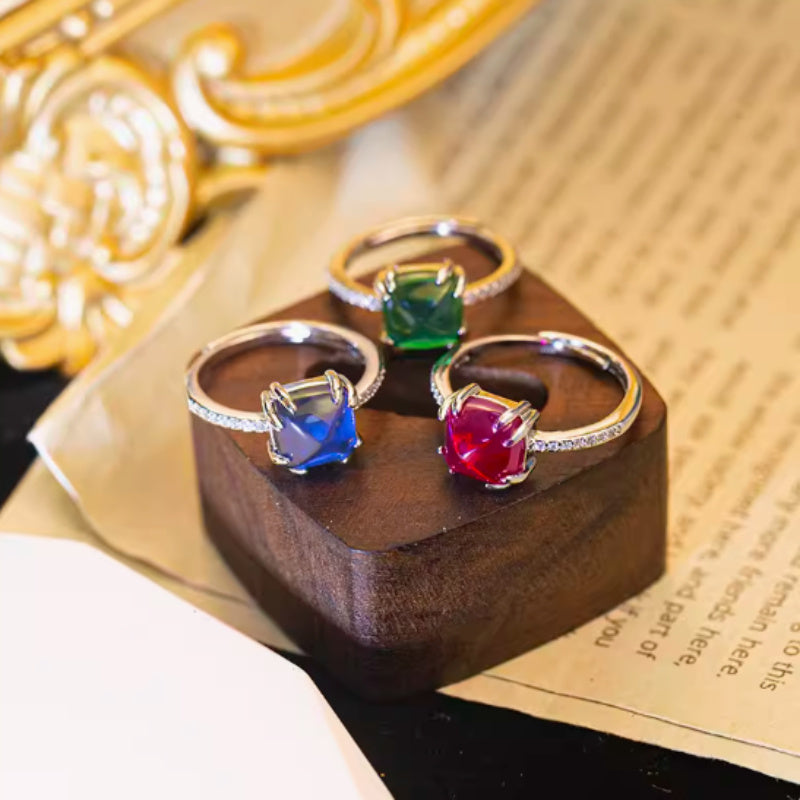 Four Claw Diamond Women's Colorful Treasure Ring