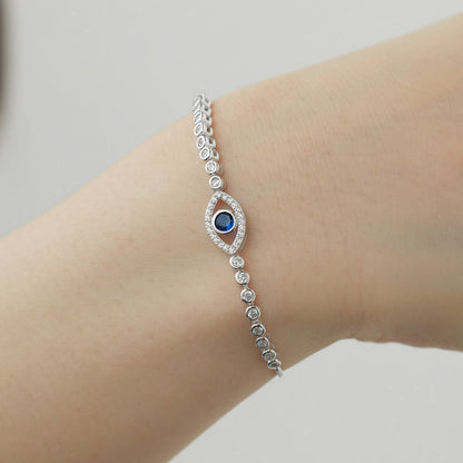 High-grade Blue Eyes Modeling Design Special Interest Light Luxury Elegant Bracelet