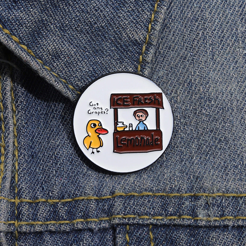 Lindo broche de aleación con forma de patito de dibujos animados