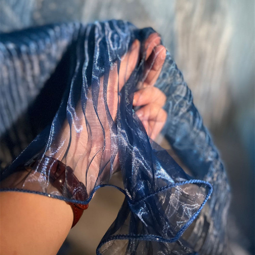 Tela de diseñador para vestido plisado con hilo de luz de agua y organza láser de ondas grandes con degradado azul